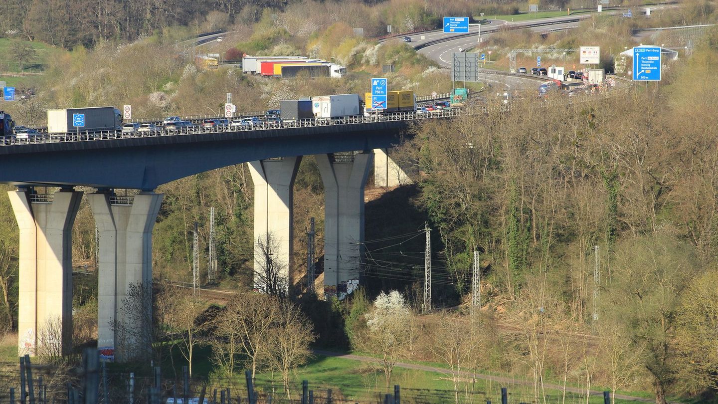 Verkehr: Verkehr auf Moselbrücke bei Schengen ab Montag eingeschränkt