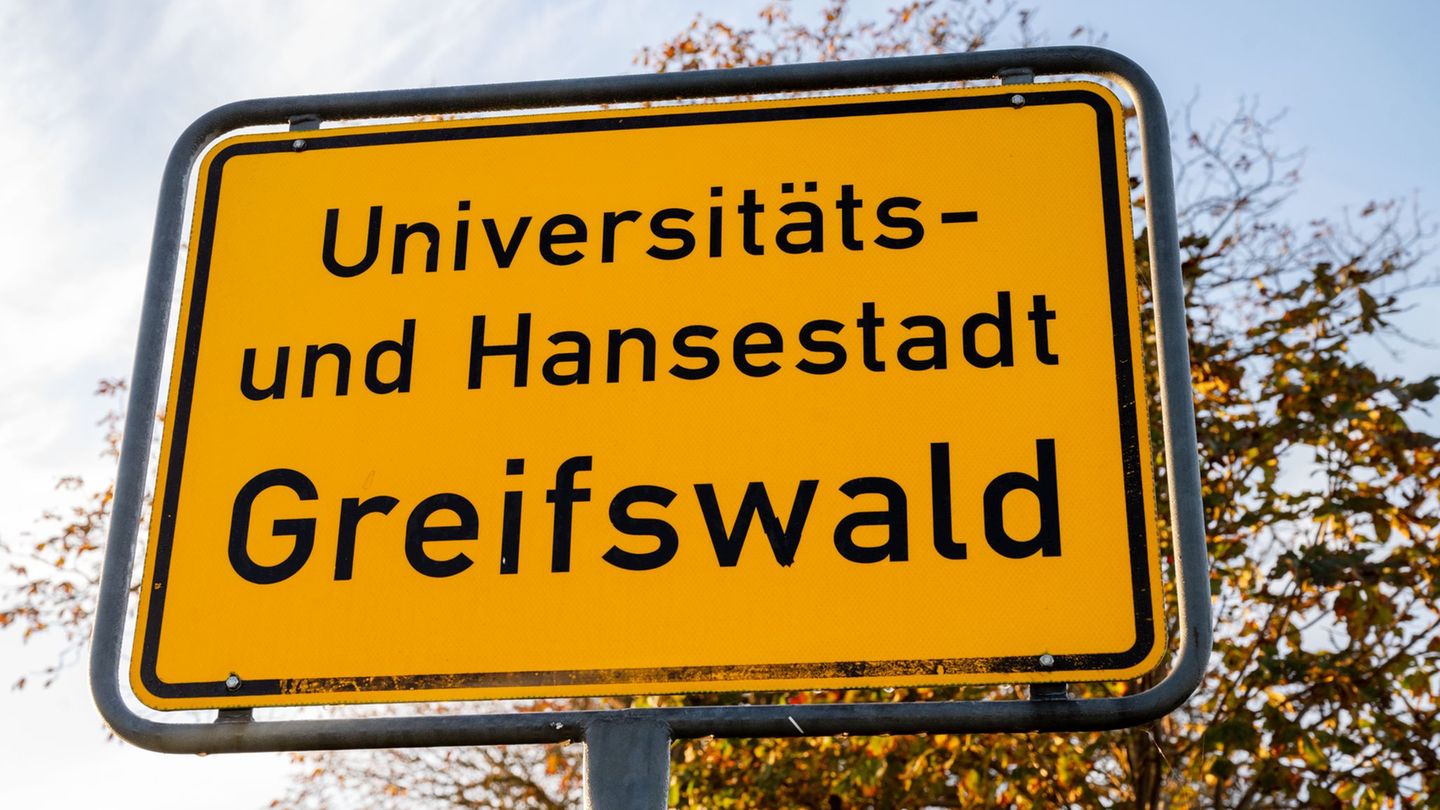 Konflikt zwischen Schülern: Klassenfahrt-Eklat: Schulen untersuchen Rassismus-Vorwürfe