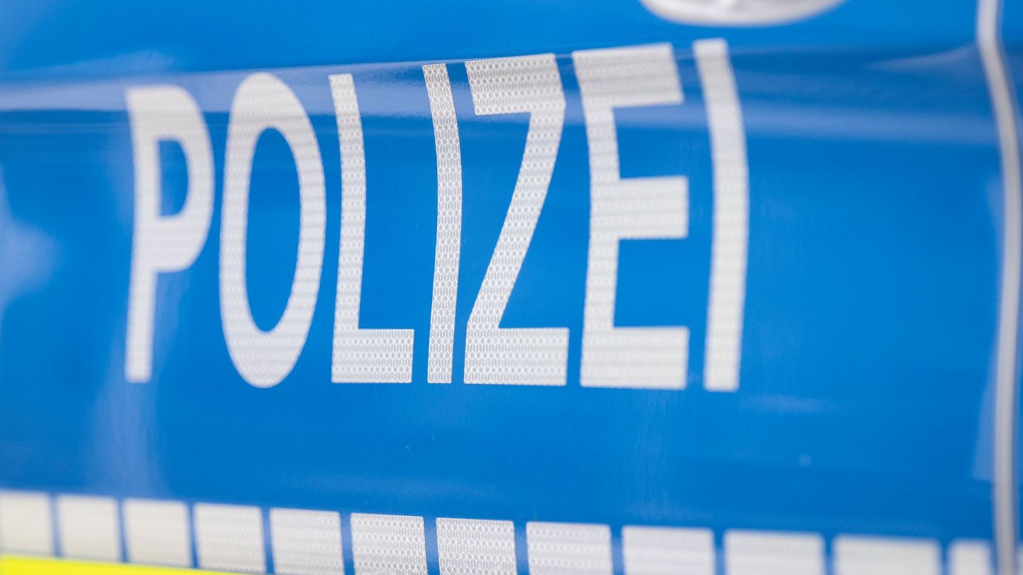 Betrug: Autoverkäufer will mit Geld und Auto fliehen