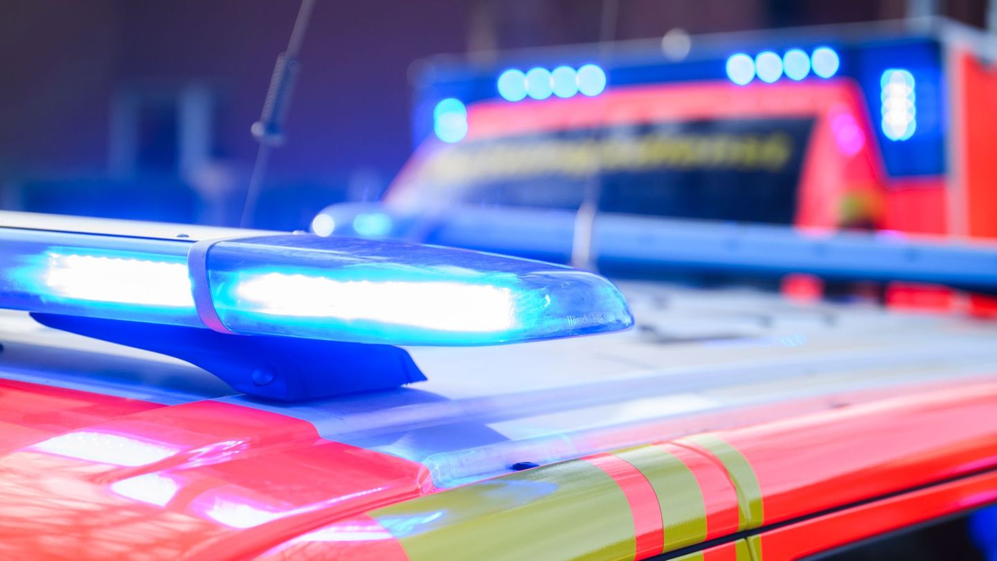 Brände: Feuer in Küche – Senioren aus Wohnanlage evakuiert