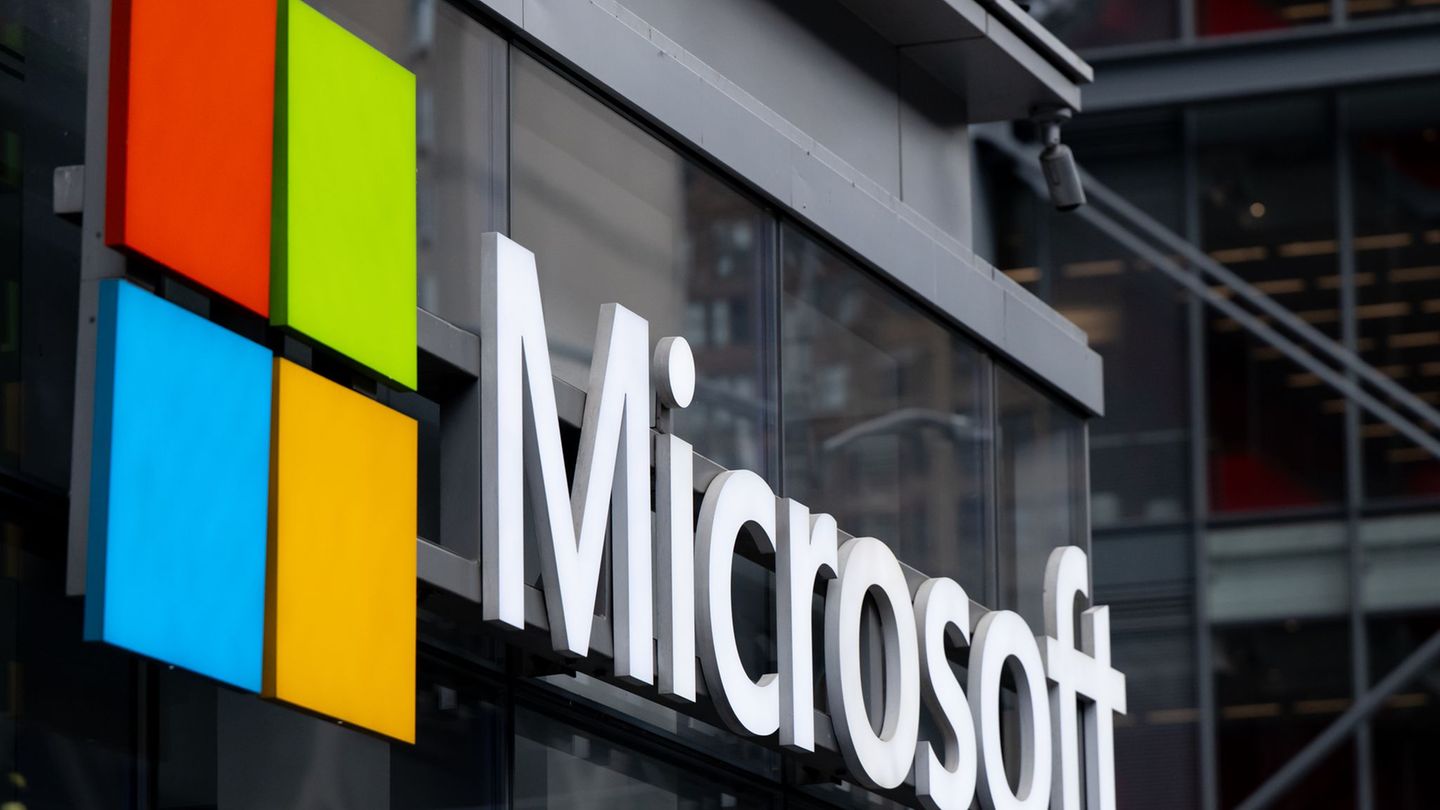 Software-Konzern: KI-Boom: Microsoft verdient über 100 Milliarden Dollar