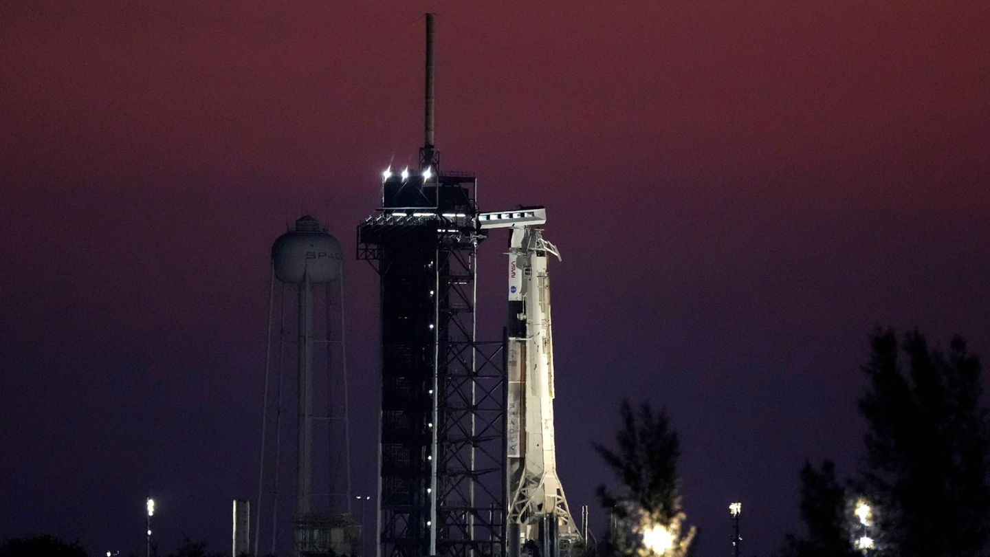 Raumfahrt: Vier Raumfahrer zur ISS gestartet
