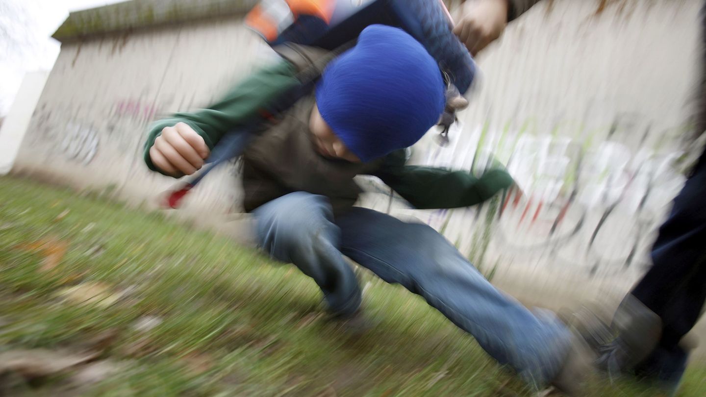 Gewalt an Schulen: Regierung will Gewalt an Schulen eindämmen